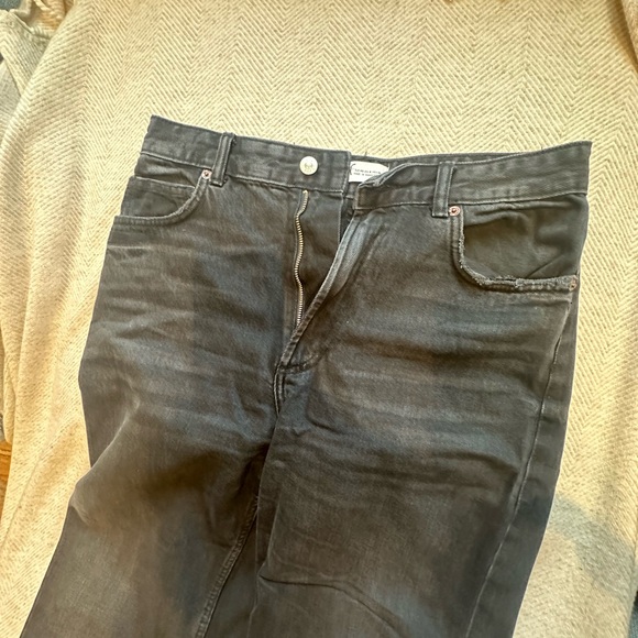 Zara wide leg jeans - size 8 - Picture 4 of 6